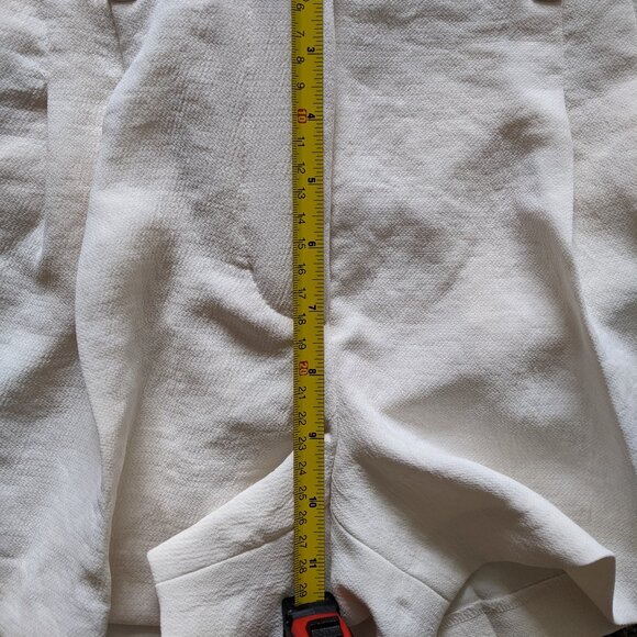 Low Rise Effortless Short - Light Burch - Size 4 - Picture 4 of 9
